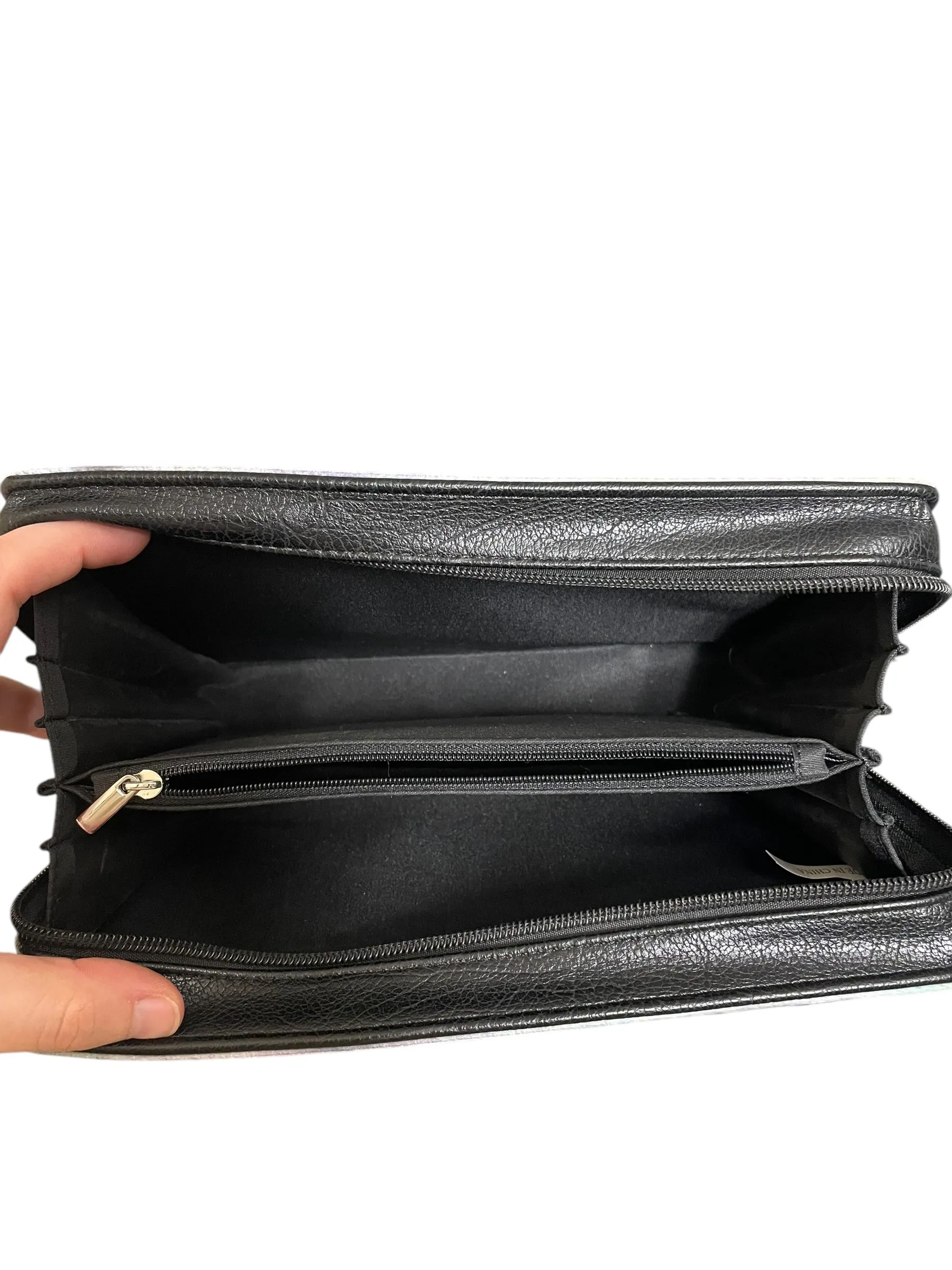 Crossbody By Clothes Mentor, Size: Small