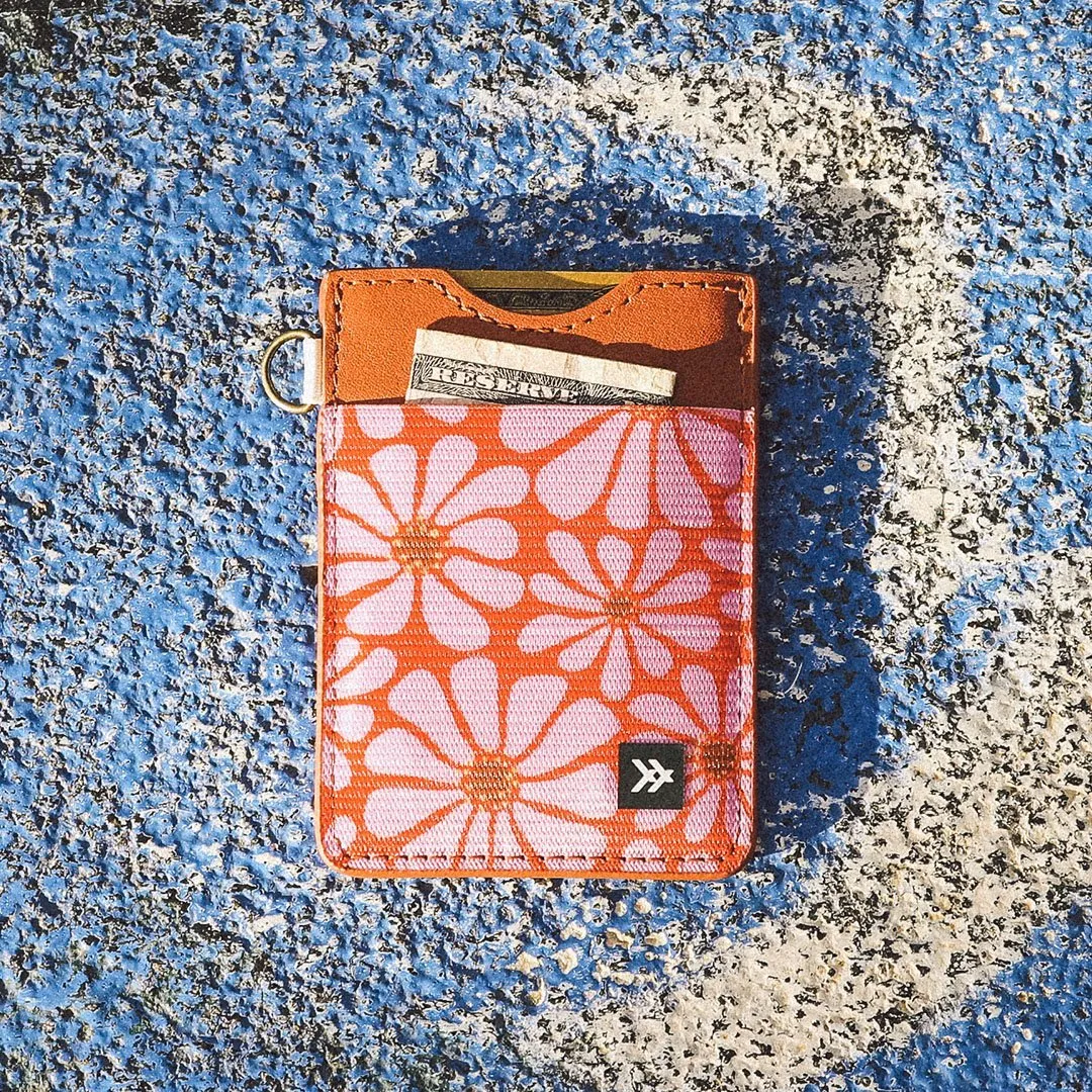 THREAD EMMELINE VERTICAL WALLET